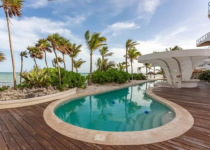 Luxury Beachfront Getaway Tankah Bay Apartment